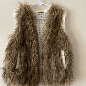 Poof Girl Vest Faux-Fur On Front